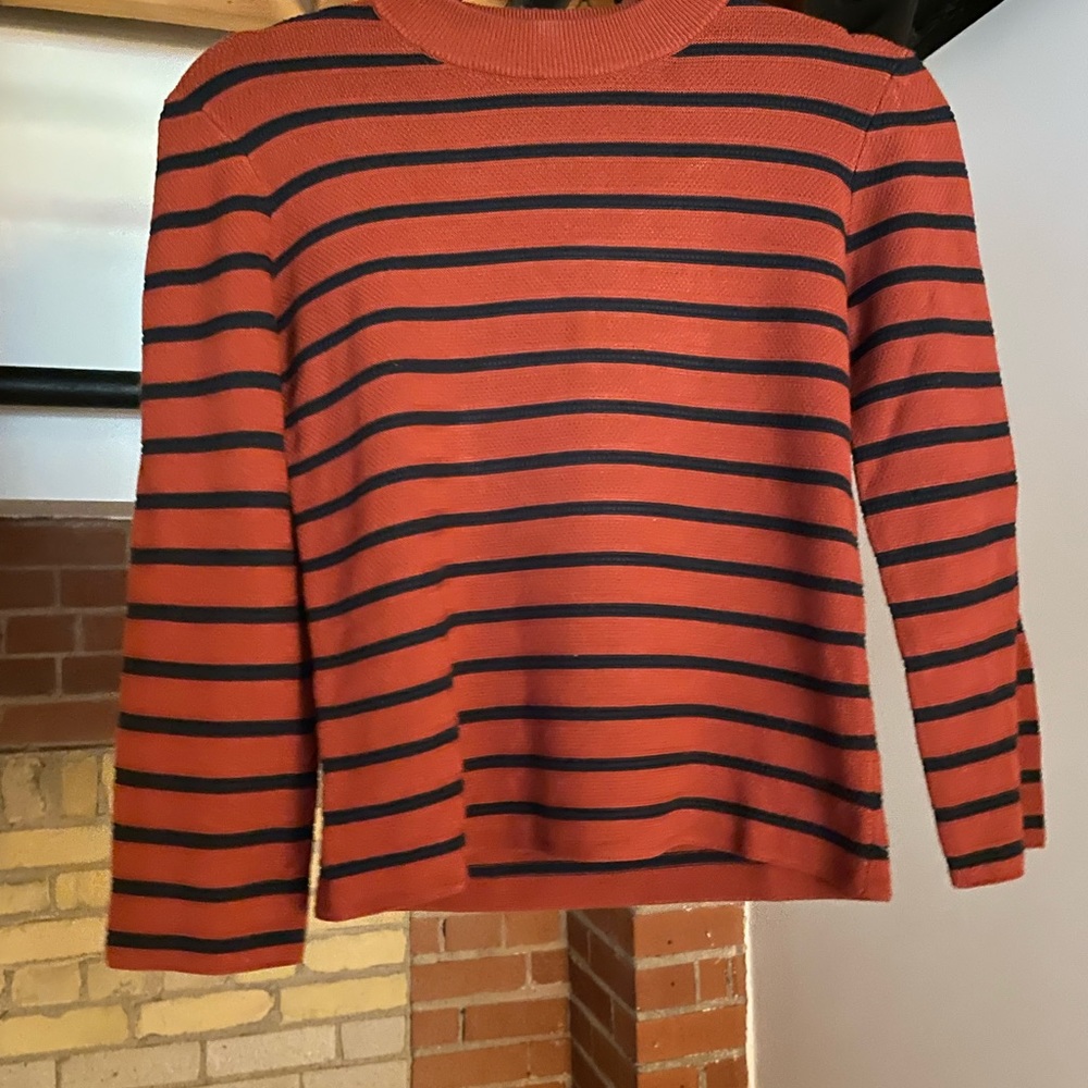 Theory sweater